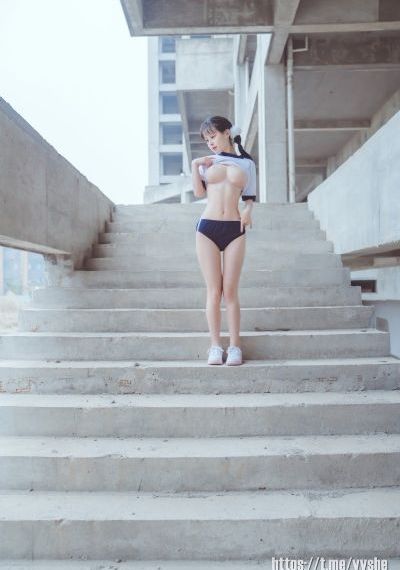 女士私密高级会所按摩精油